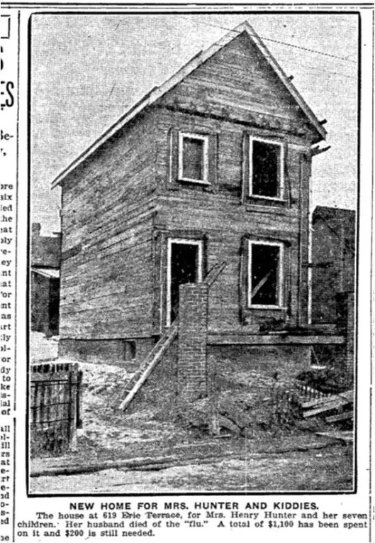 619 Erie Terrace (later 617 Craven Rd.) Dec. 16, 1918. New house built by neighbours for Mrs. Hunter and her 8 children.