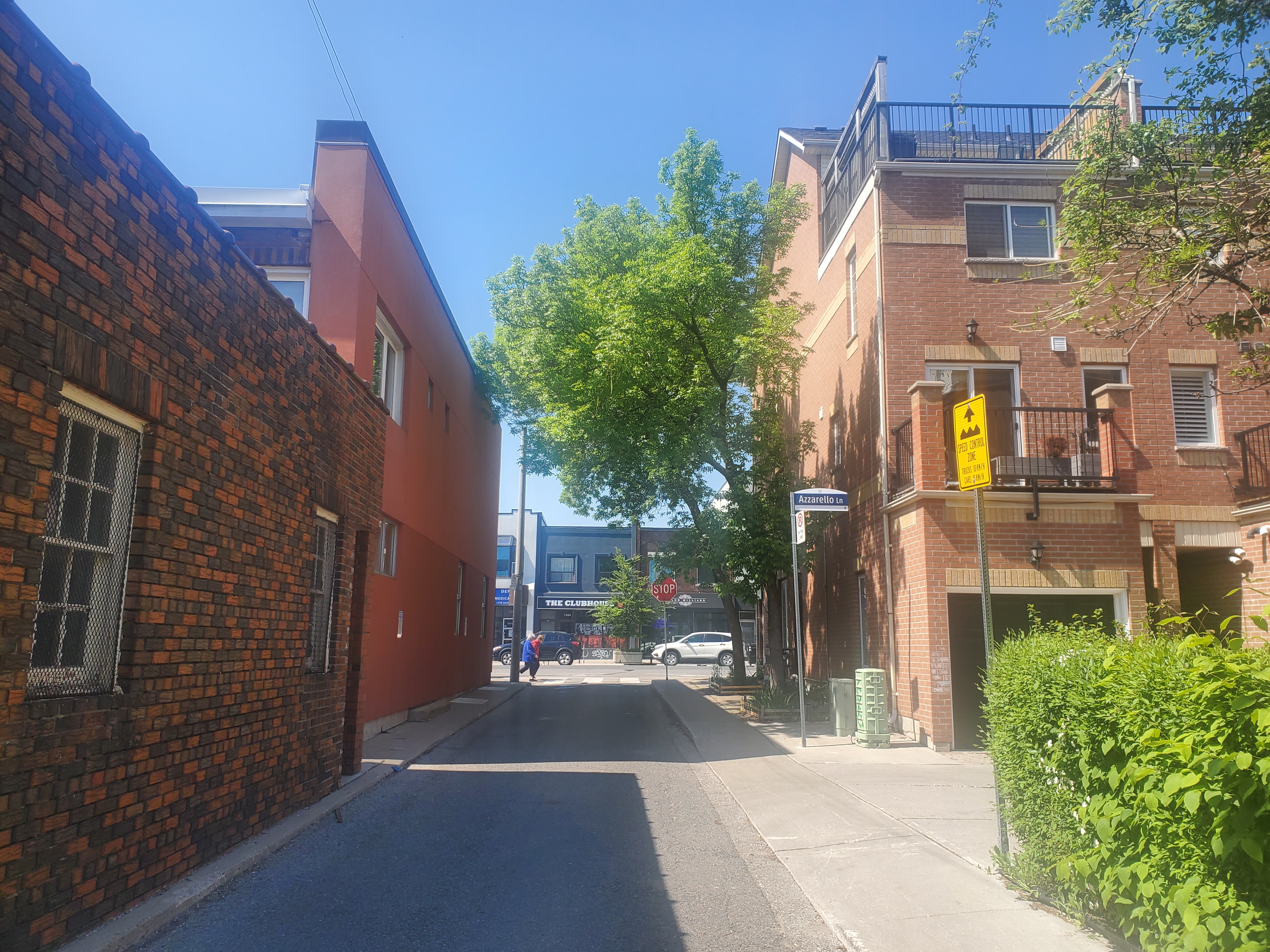 Craven Street North meets Danforth Avenue