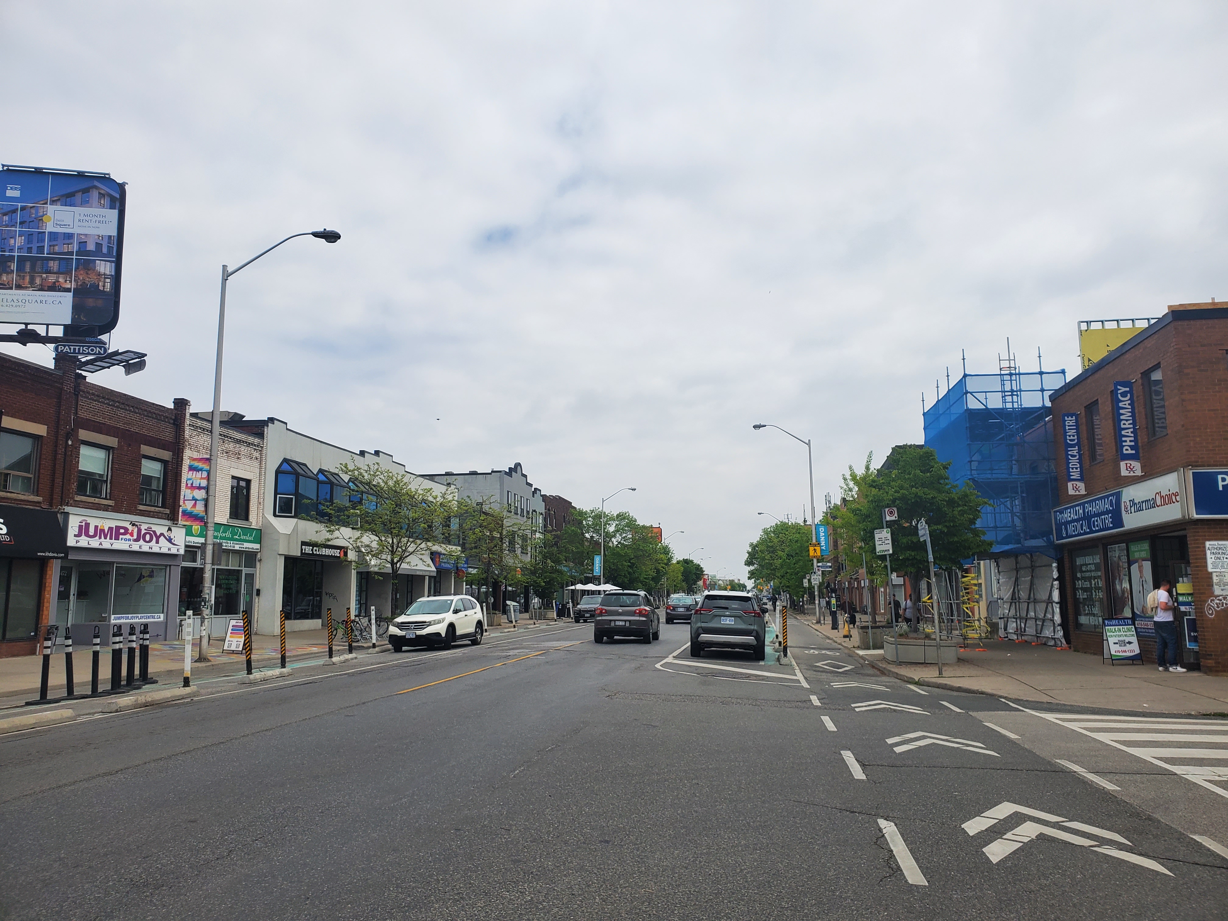 Danforth looking East from Parkmount