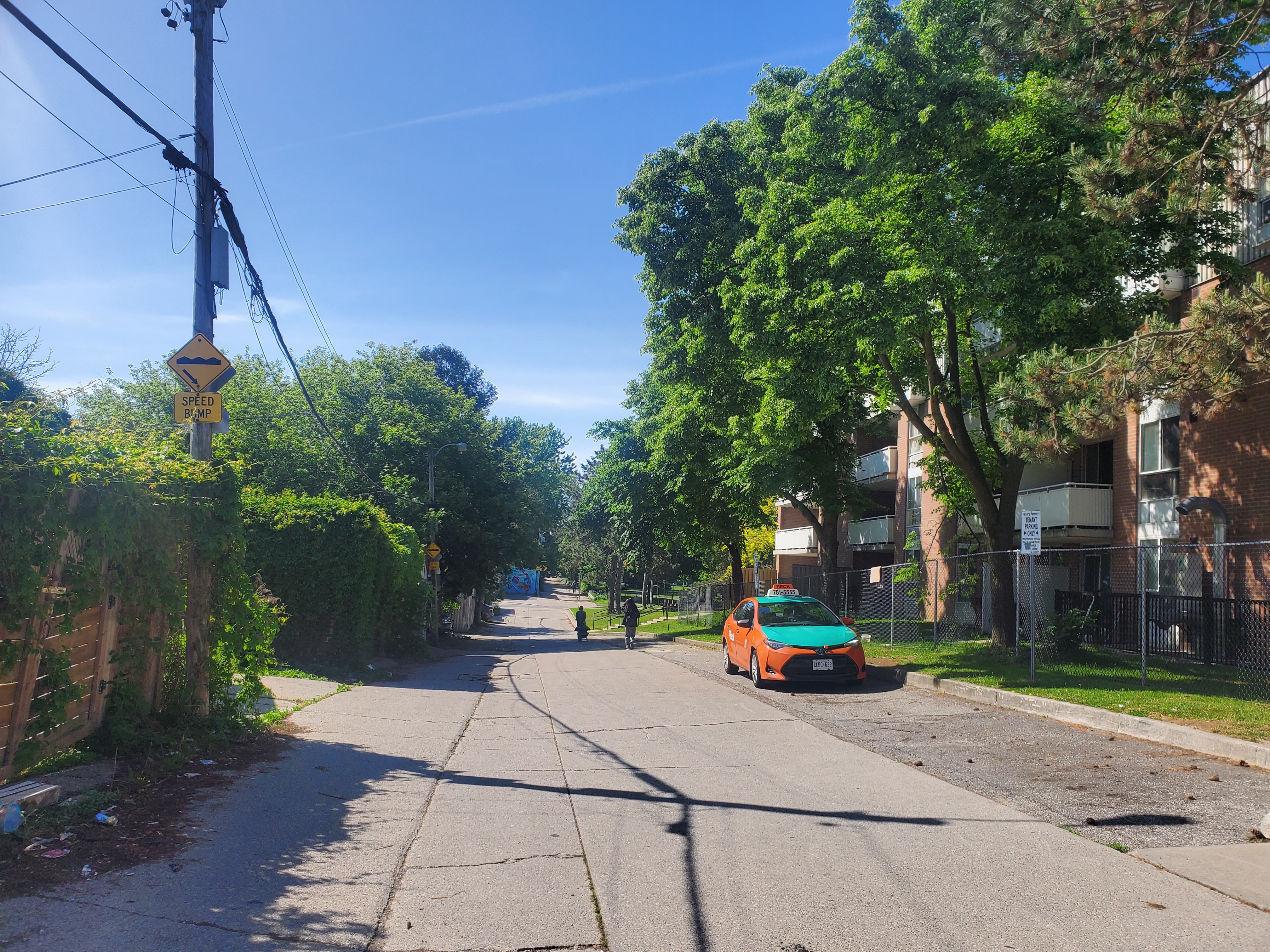 Laneway Danforth to Mountjoy 2
